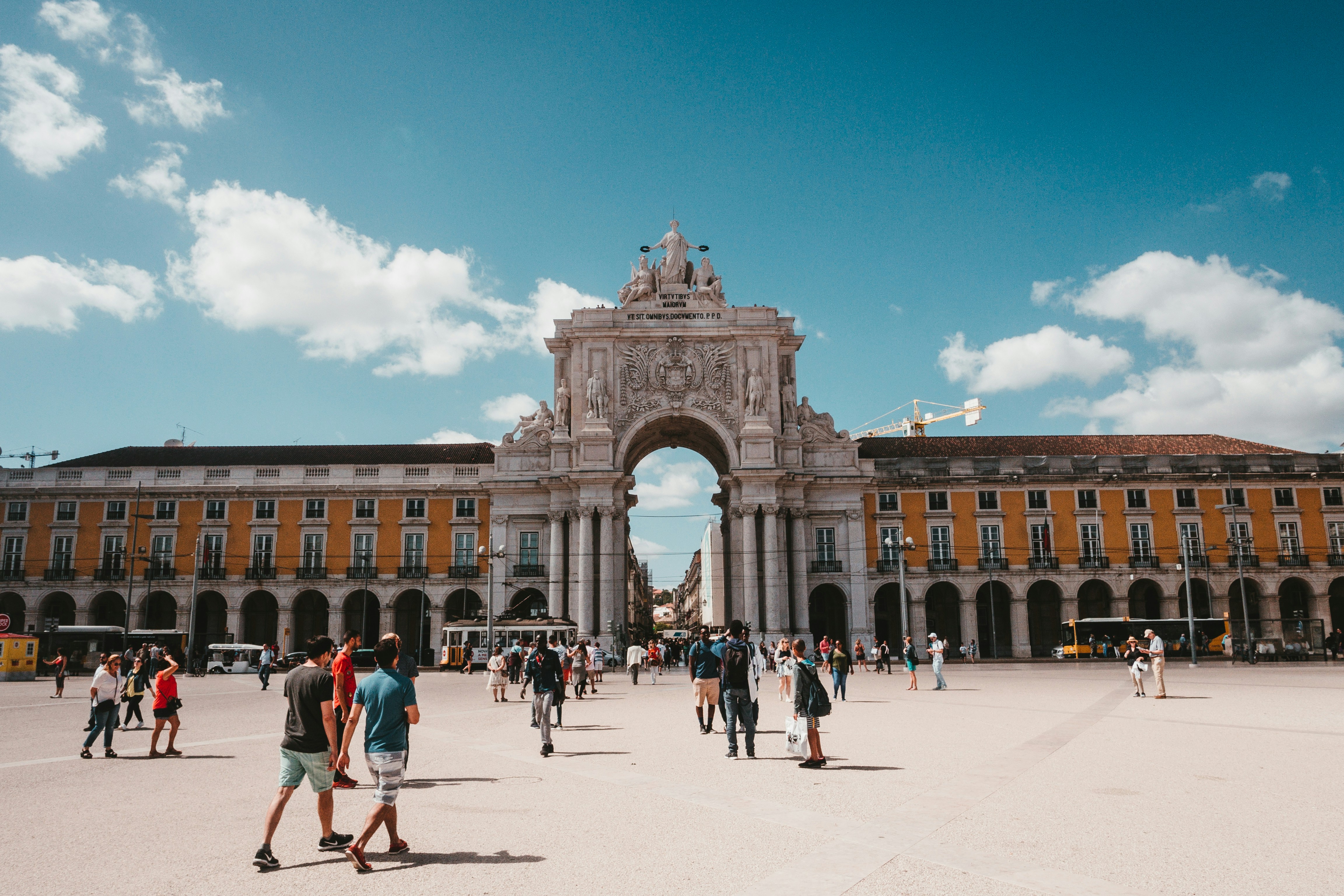 How to move to Portugal stress-free: a practical expat guide