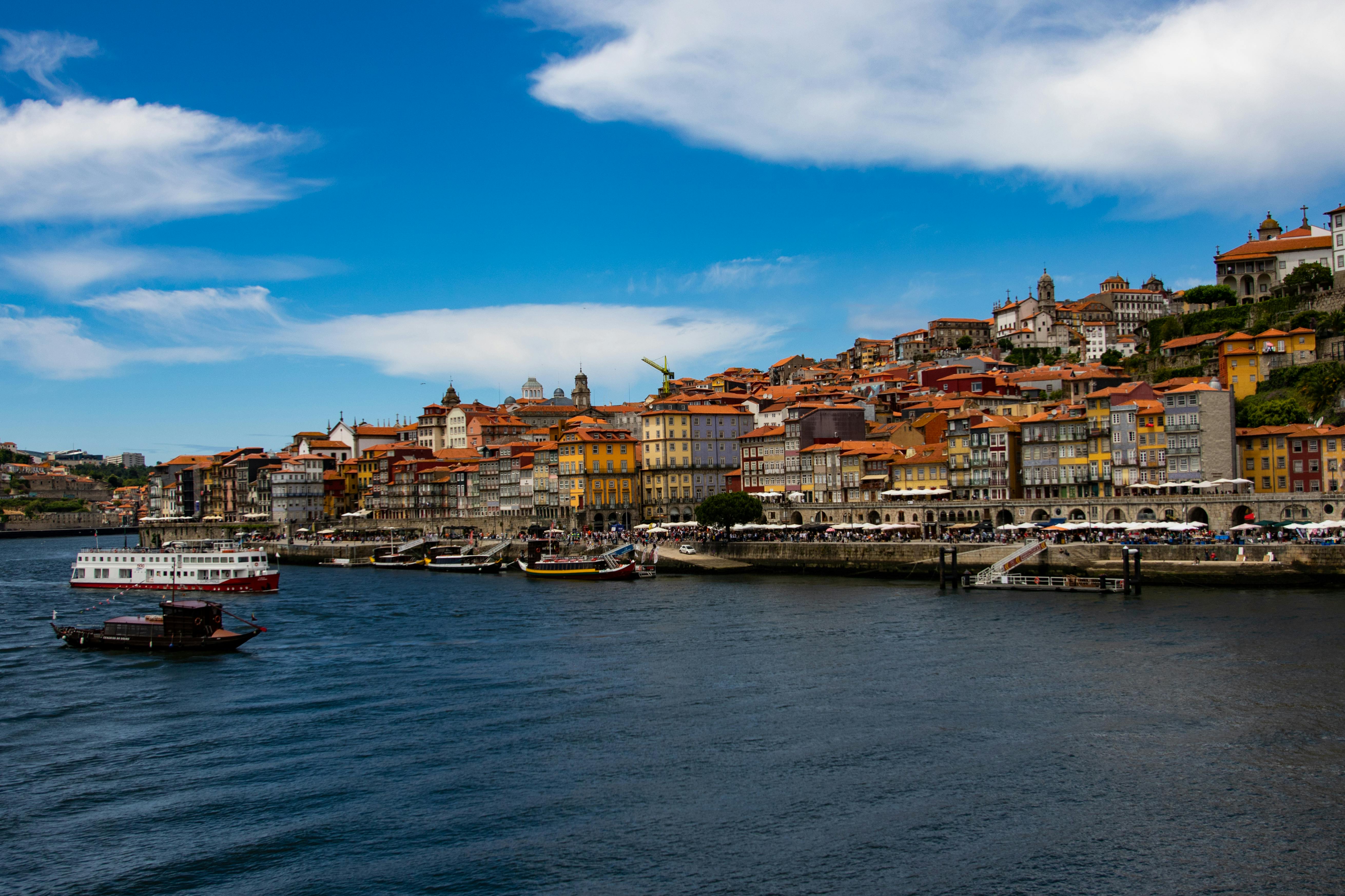 Living in Portugal: 7 Cultural Differences Expats Should Know