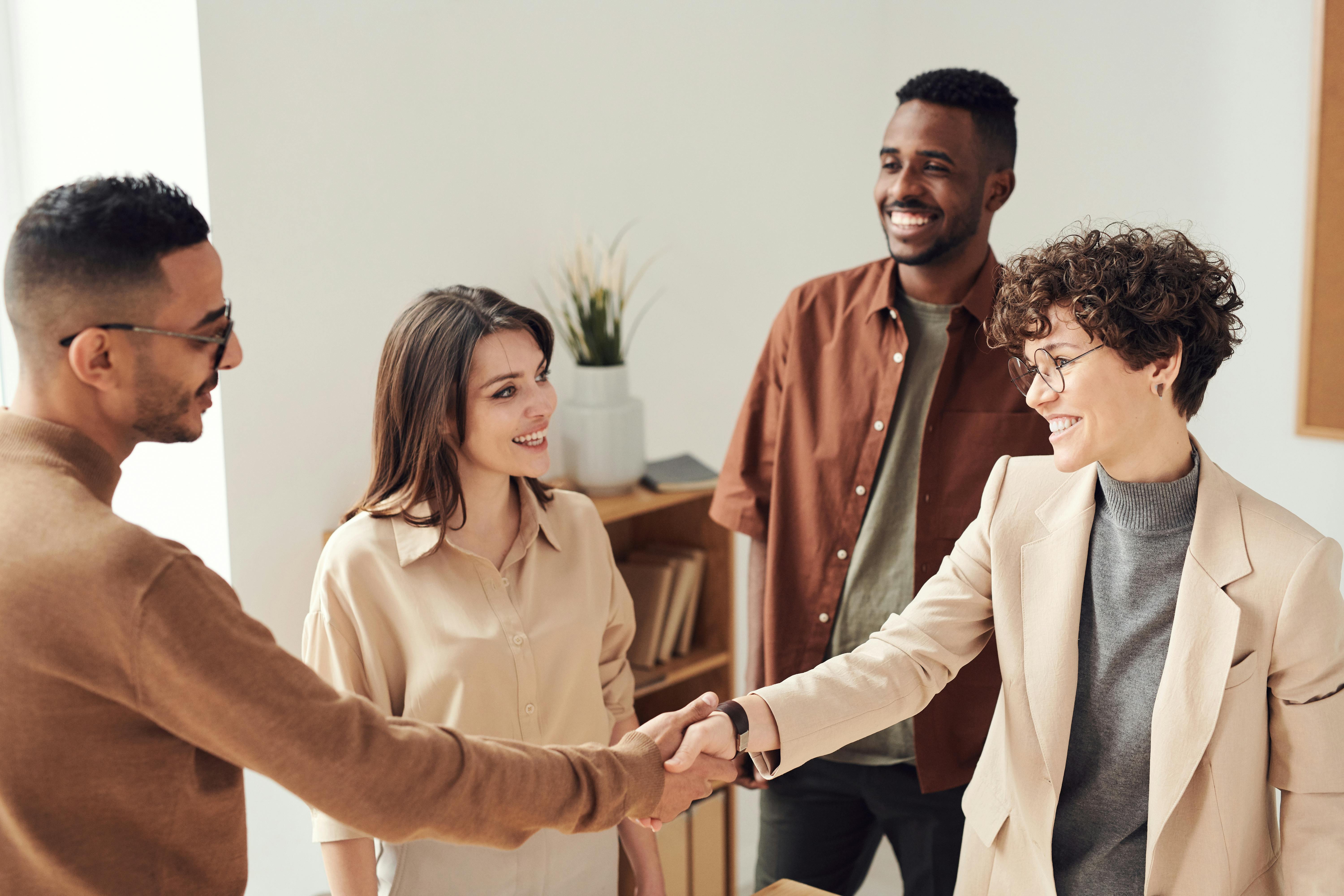 What to Say (and What to Avoid Saying) in Meetings in Portuguese