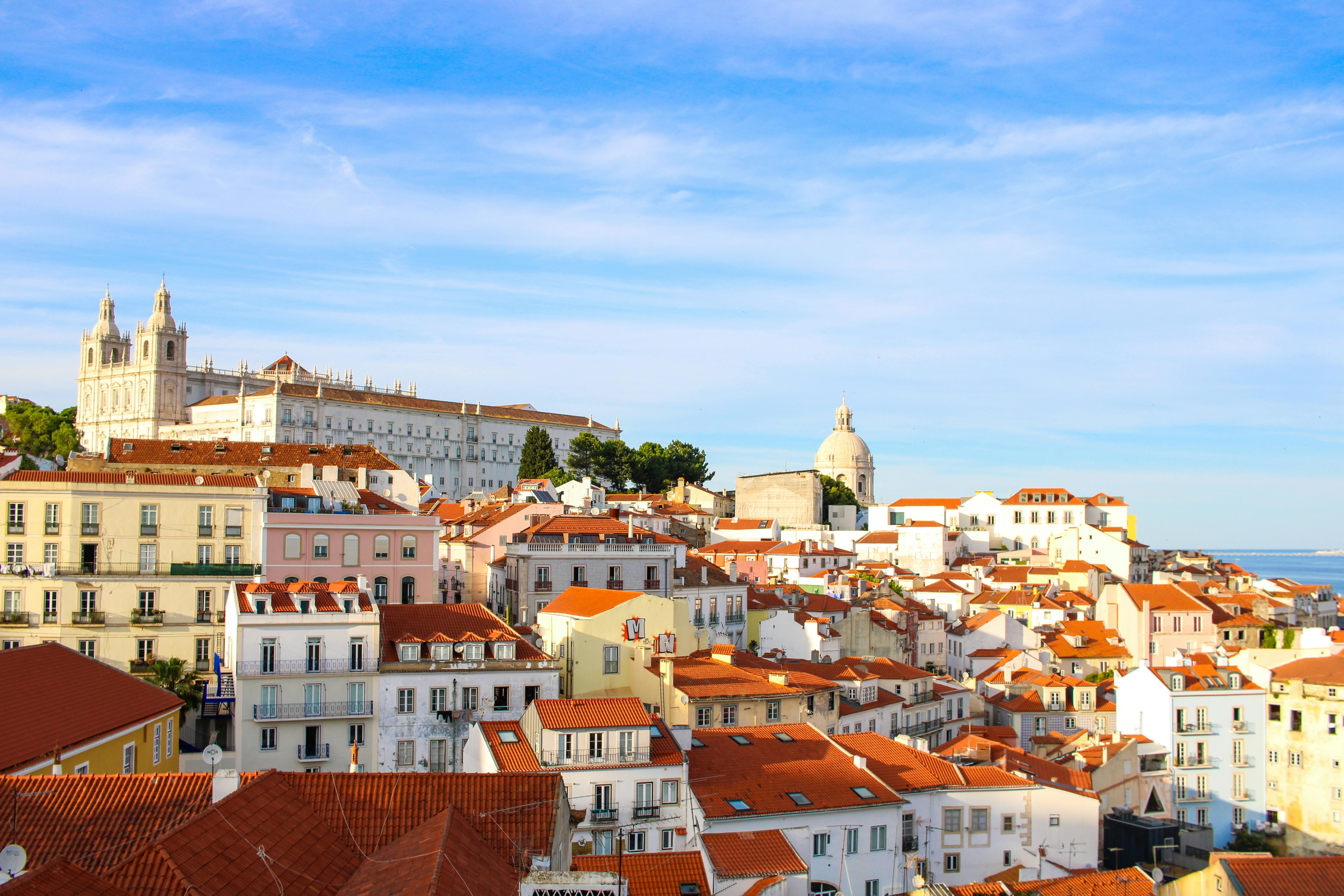 Living in Portugal long-term and expat challenges after one year — The LanguageVerse Blog